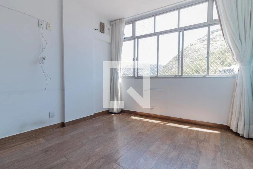 Rental apartment with 100 m², 3 bedrooms and 3 baths — photo 42