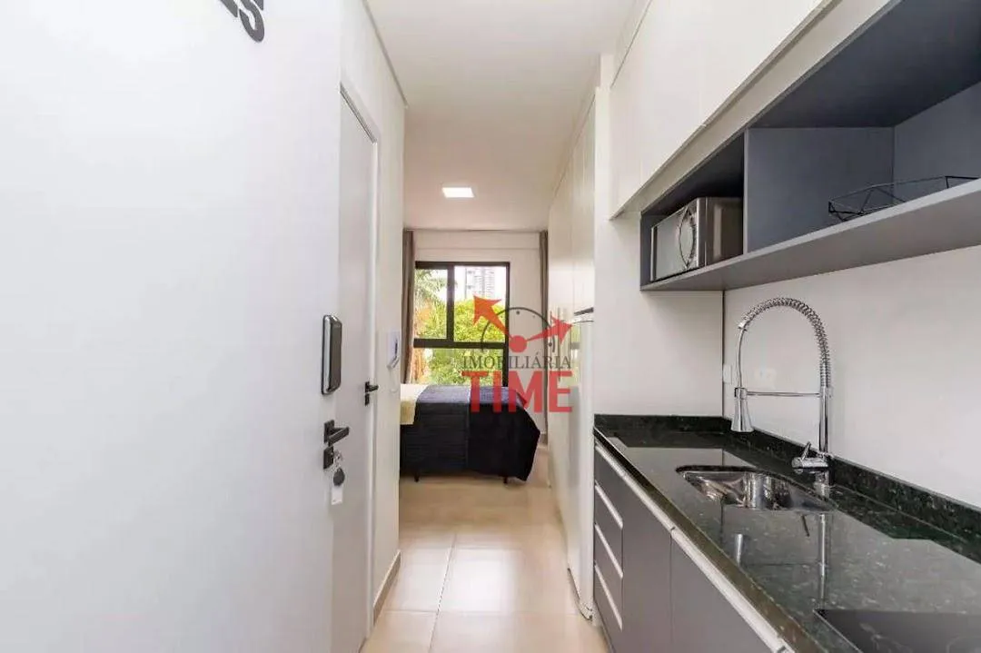 Air-conditioned 1-bedroom apartment with kitchenette — photo 8
