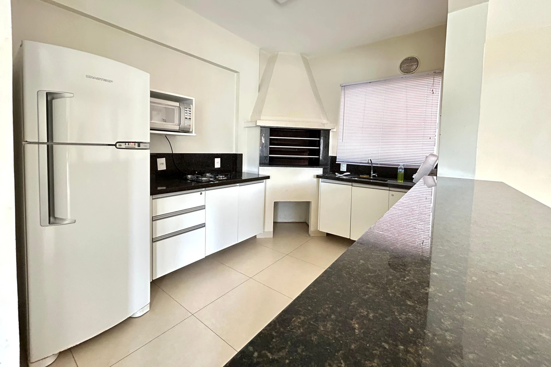 Furnished apartment, 86 m², with a walk-in closet — photo 21