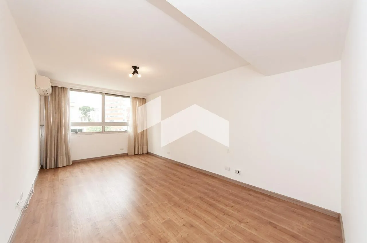 380 m² apartment with private laundry area — photo 31