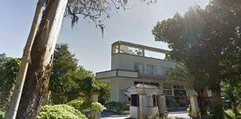 Casa com 3 quartos e cozinha separada com fogão a gás — photo 14