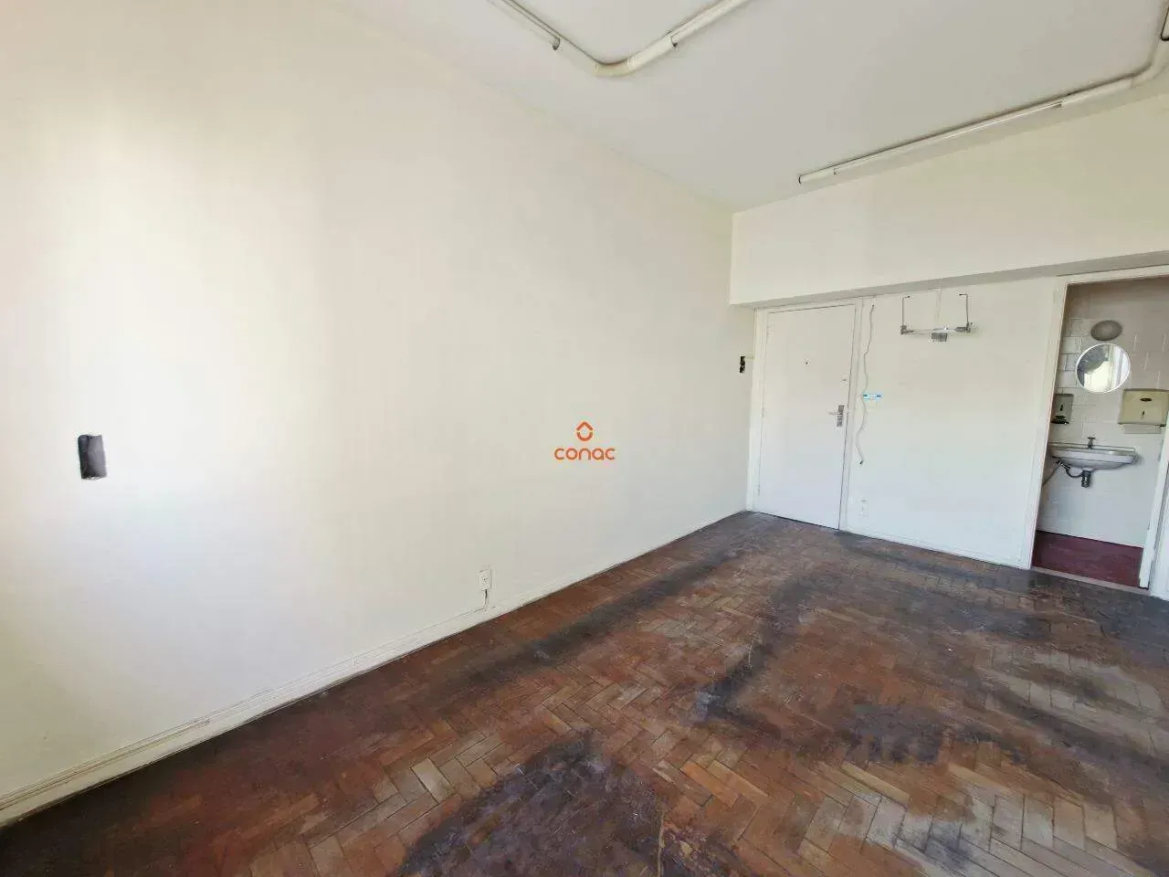 19 m² apartment with air conditioning and 1 bedroom — photo 13