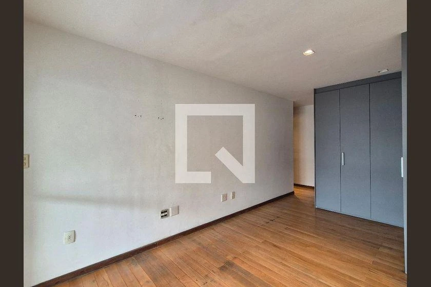 Rental apartment with 3 bedrooms and 208 m² — photo 21