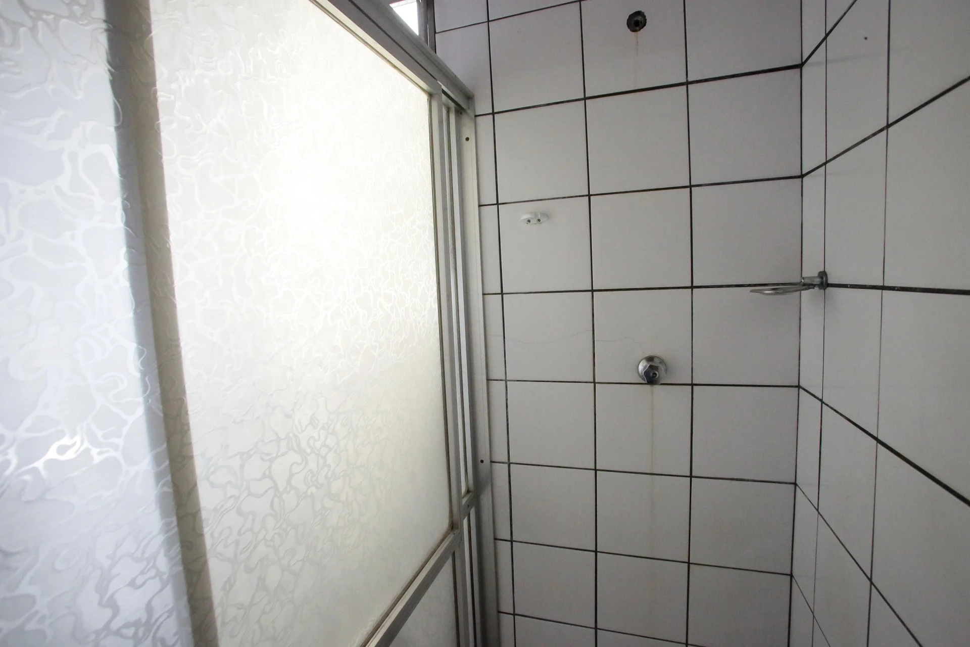 2-bedroom apartment with 2 bathrooms and no parking — photo 9