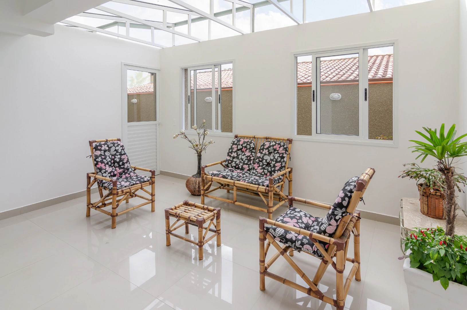 One-bedroom apartment with a washing machine in Curitiba — photo 7