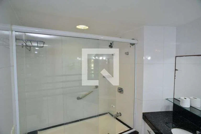 Мебльована квартира 58 м² з 1 спальнею та 1 паркомісцем — photo 16