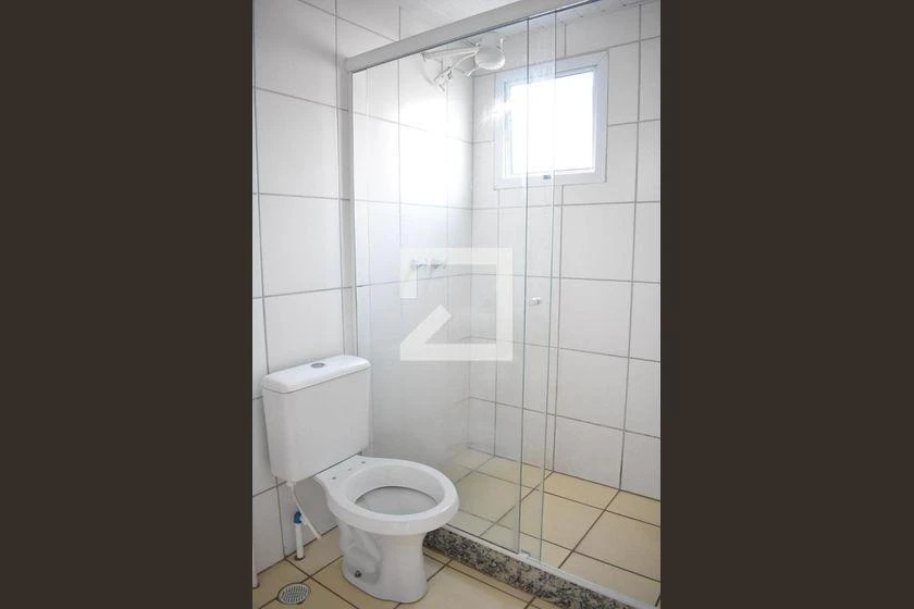 2-bedroom apartment in a building with a pool — photo 32