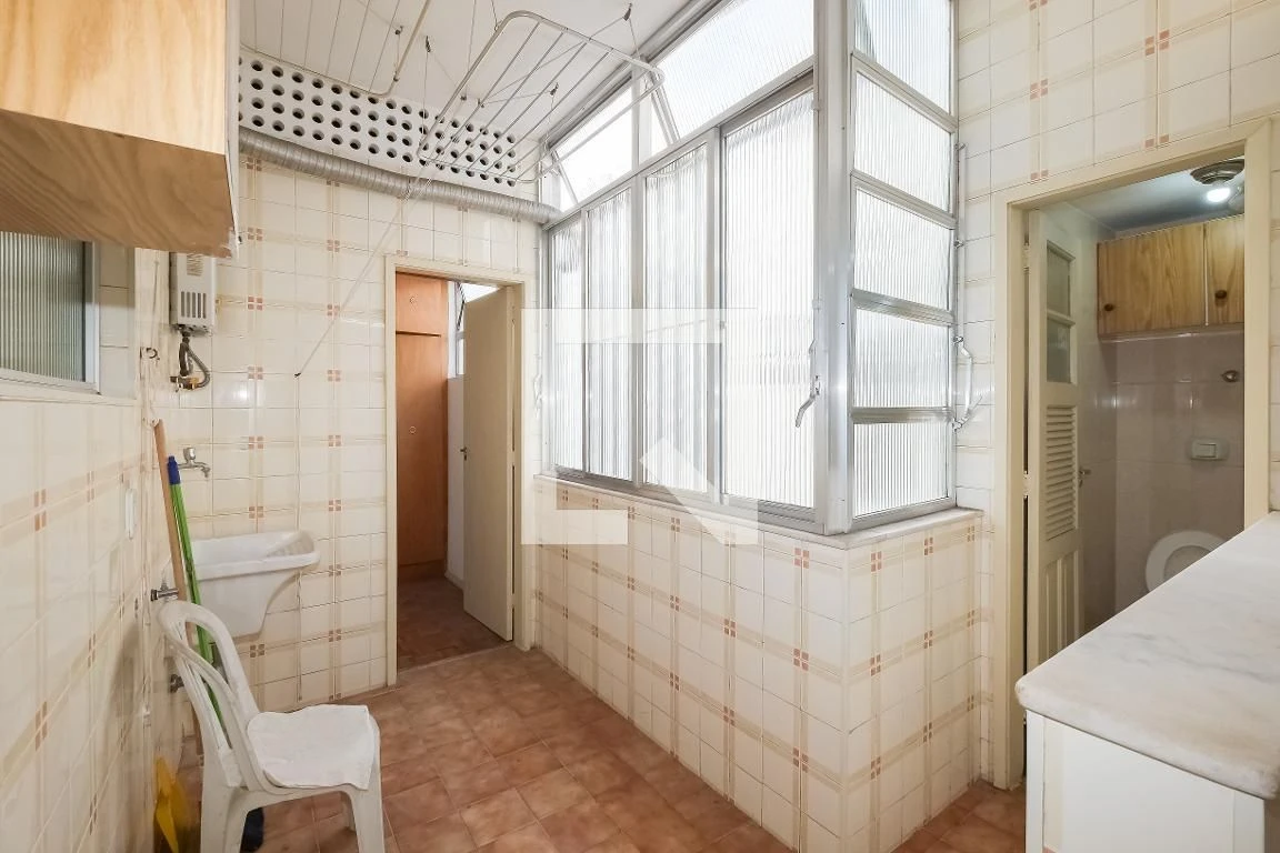 3-bedroom apartment with a mountain view in Rio de Janeiro — photo 84