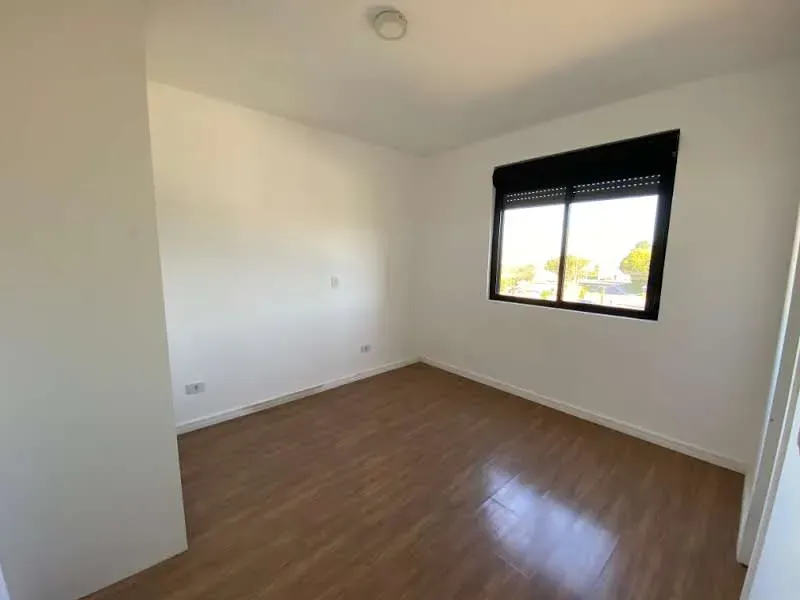 House with 5 bedrooms and 5 bathrooms across 314 m² — photo 14