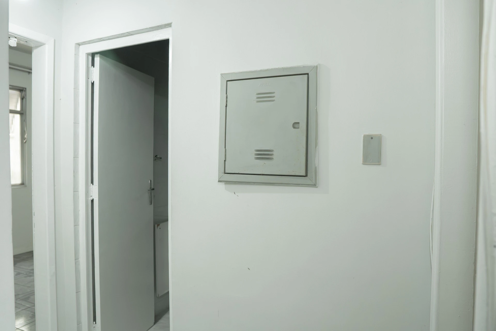 3-bedroom apartment, 1 with its own bathroom, 120 m² — photo 43