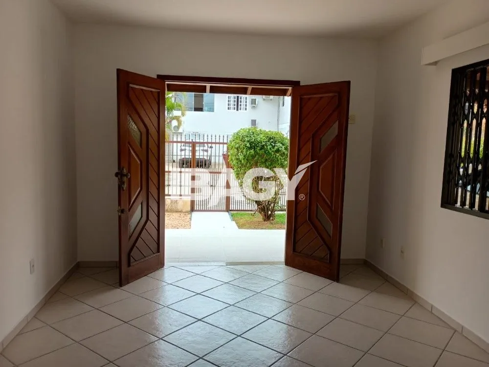 2-bedroom house with a grill on the balcony