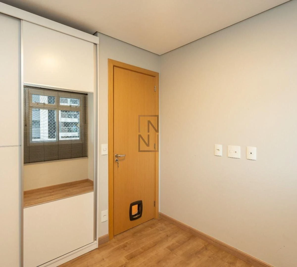 Furnished 2-bedroom apartment with 87 m² and parking — photo 13