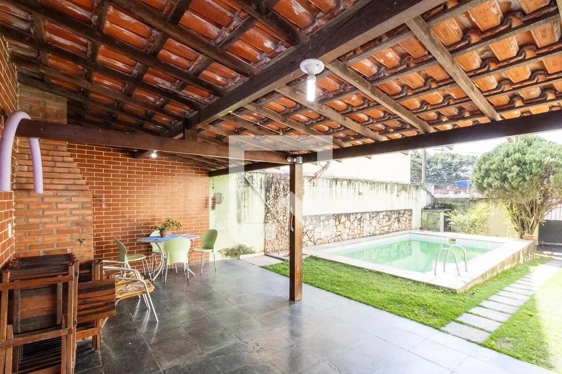 Casa de 2 andares com 238 m², 3 quartos e jardim — photo 69