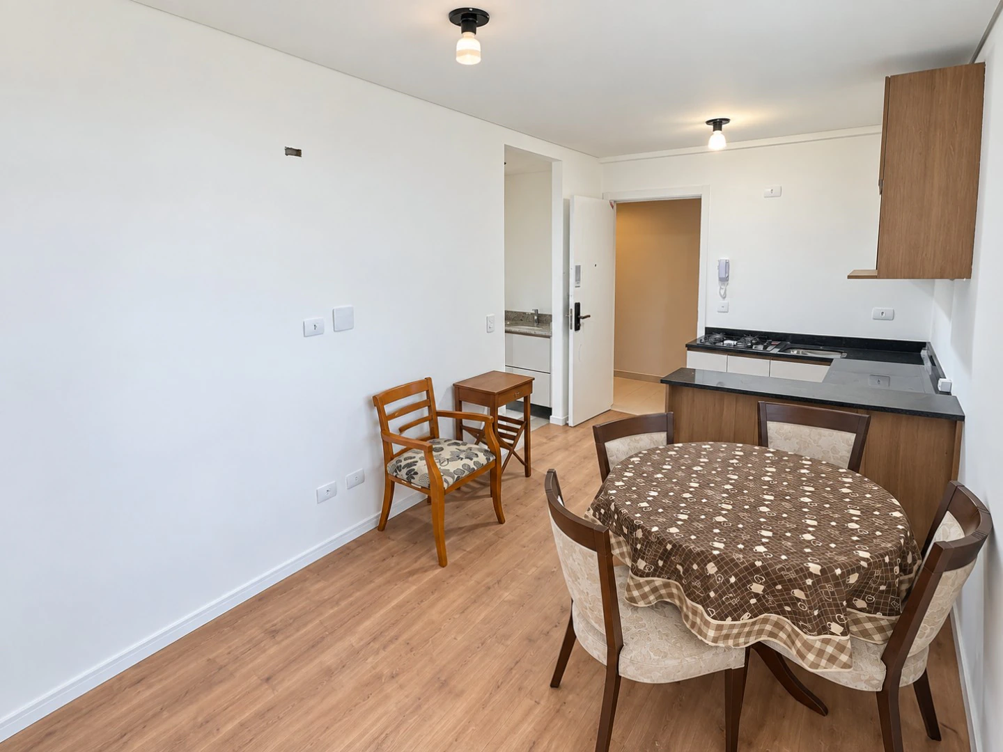 Apartamento, 38 m², com piso de madeira ou laminado — photo 7