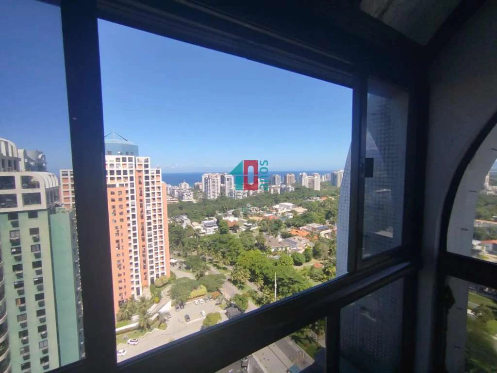 Duplex penthouse with 3 en-suite bedrooms and 200 m² — photo 25