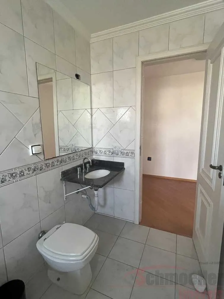 Sobrado com 3 dormitórios e churrasqueira privativa — photo 33