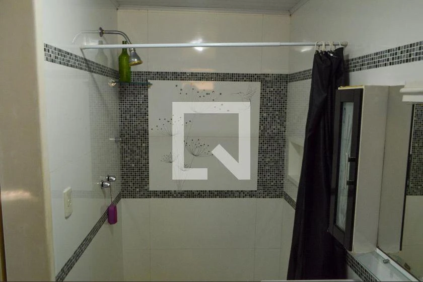 Furnished house with 4 bedrooms and 600 m² — photo 14