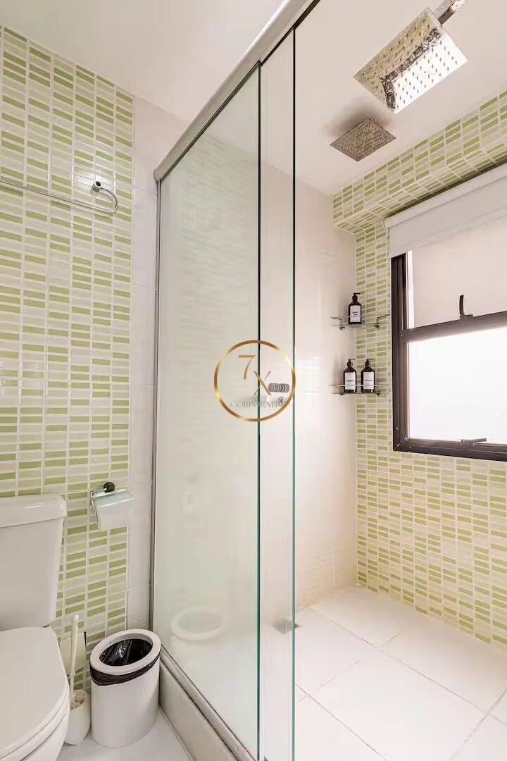 Furnished 1-bedroom apartment with 2 bathrooms and 72 m² — photo 8