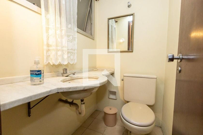 Apartamento de 4 quartos com varanda e 165 m² — photo 11