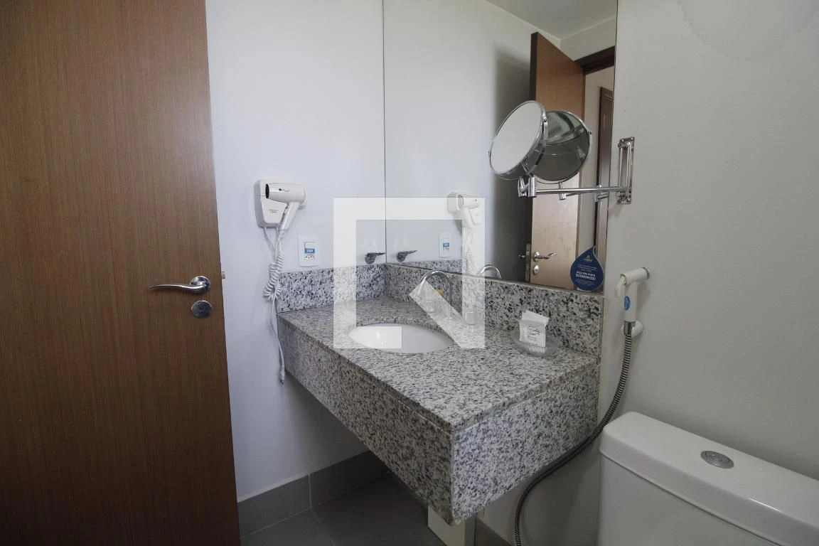Apartamento mobiliado de 2 quartos com espaço de home office — photo 23