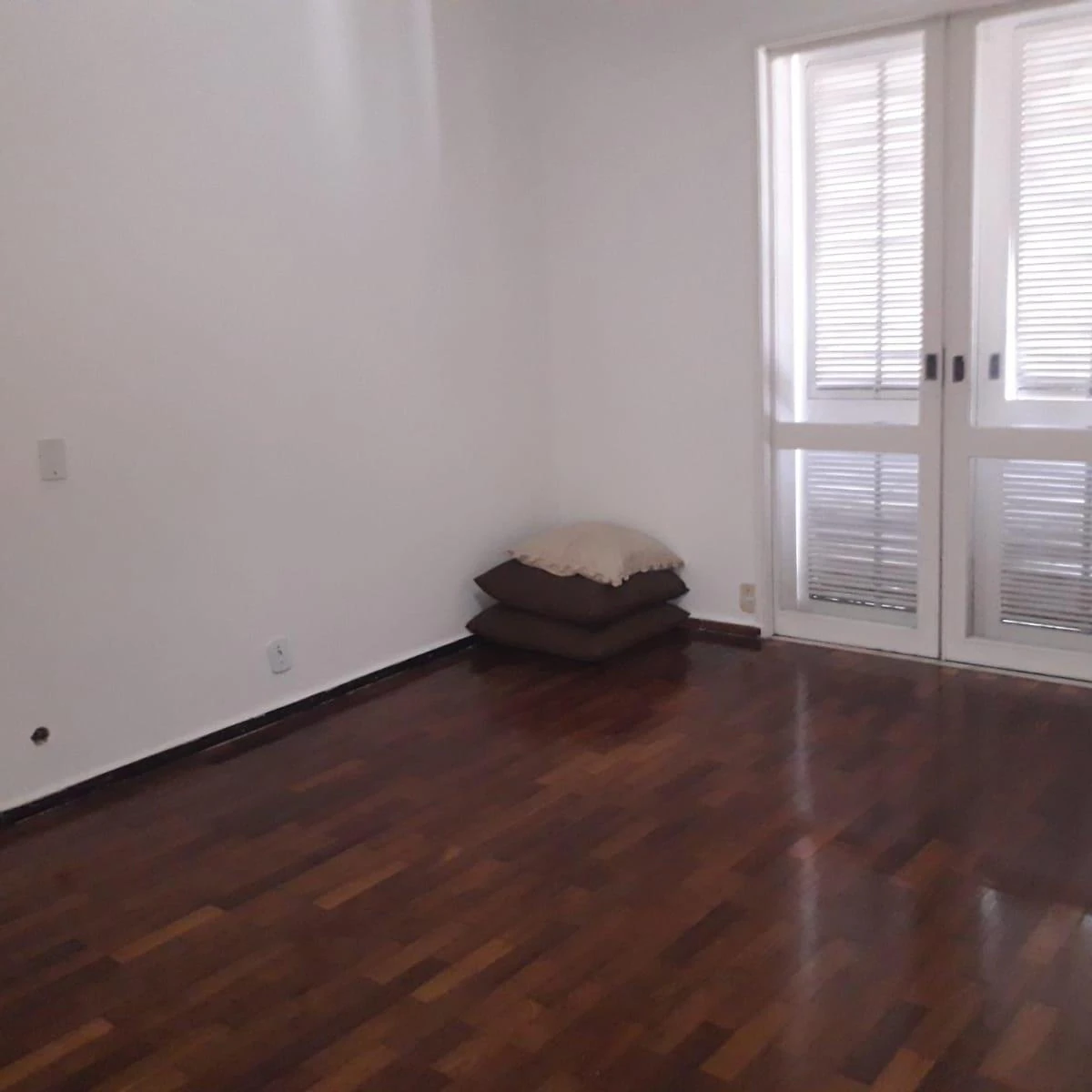 Linear penthouse with 4 bedrooms and 2 parking spots — photo 12