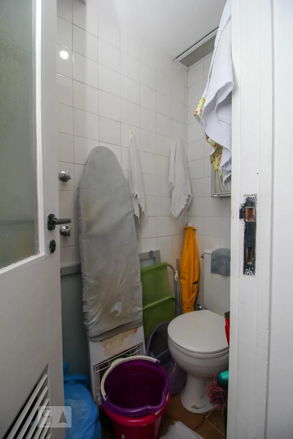 3-bedroom apartment with a glass-enclosed balcony — photo 51