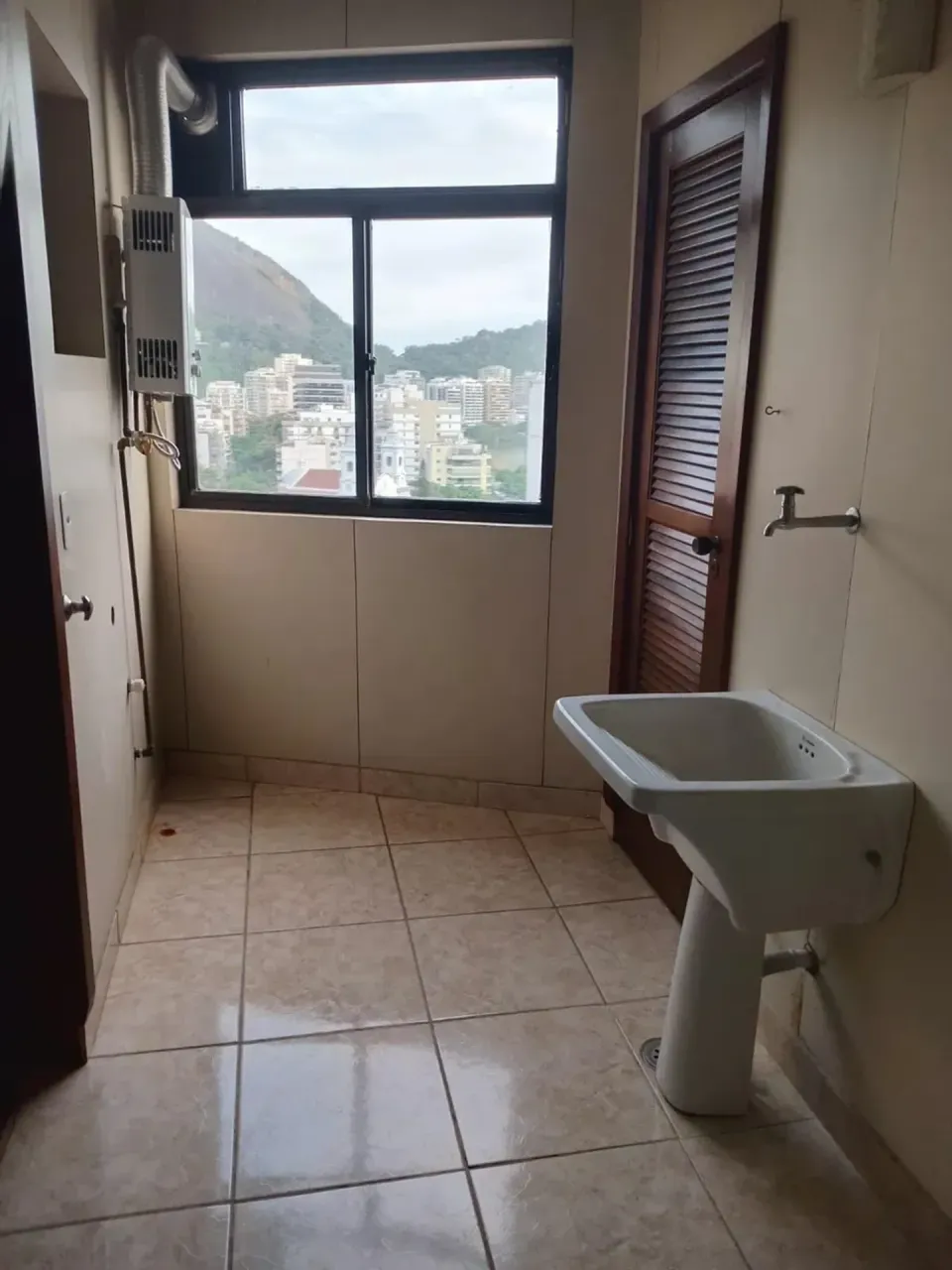 Apartamento com 2 quartos, 2 banheiros e 75 m² — photo 19