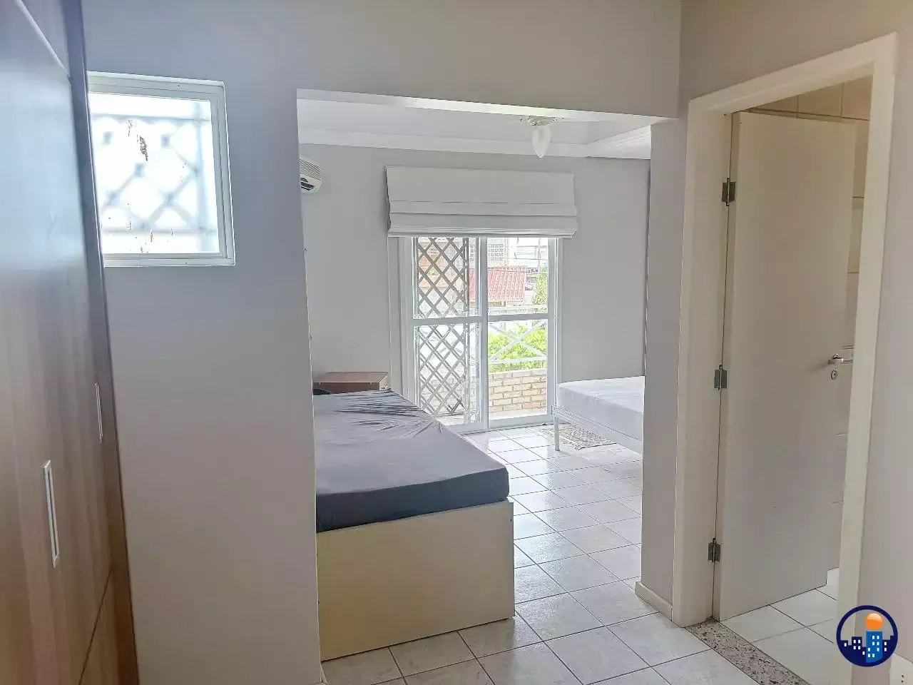 Furnished house with 3 bedrooms and 400 m² in a gated community — photo 7
