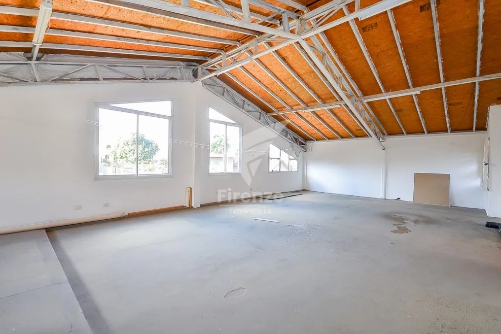 424 m² house with 3 en-suite bedrooms and 4 parking spots — photo 49