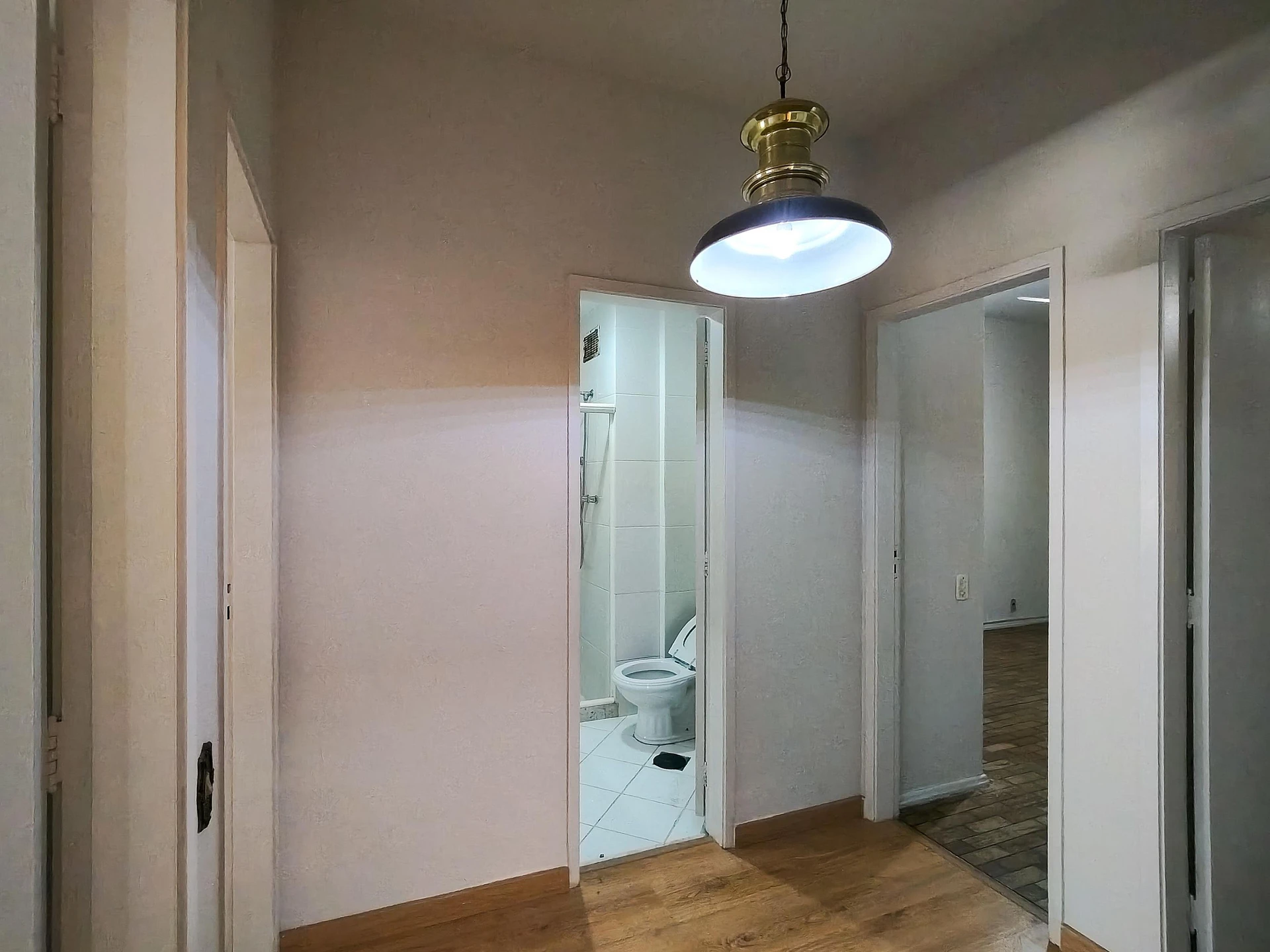 Furnished 4-bedroom apartment with 3 bathrooms — photo 13