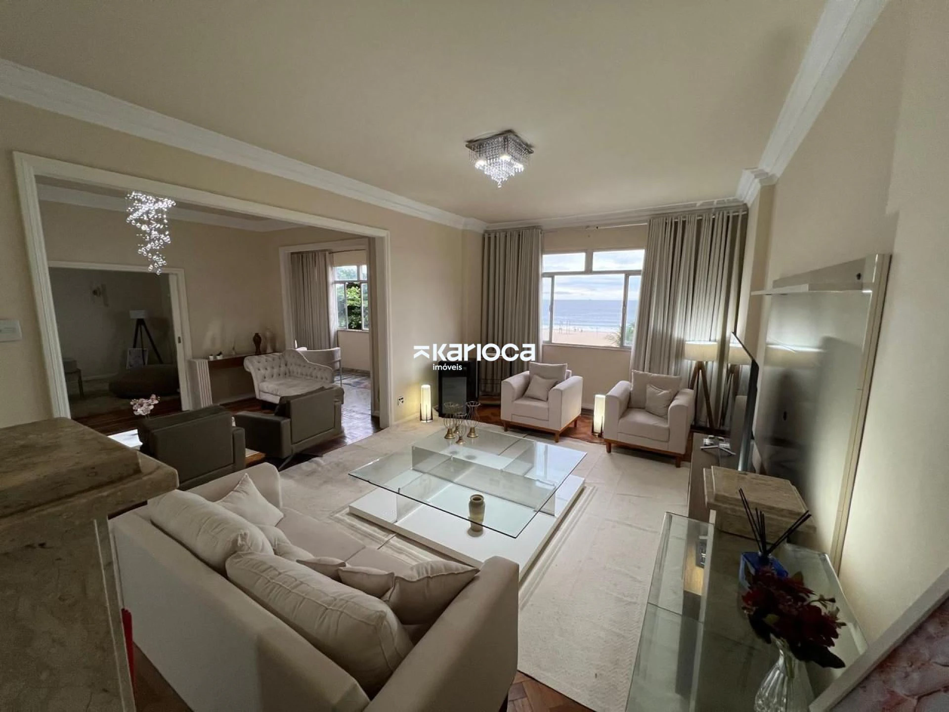 Furnished 4-bedroom apartment with 4 bathrooms — photo 8