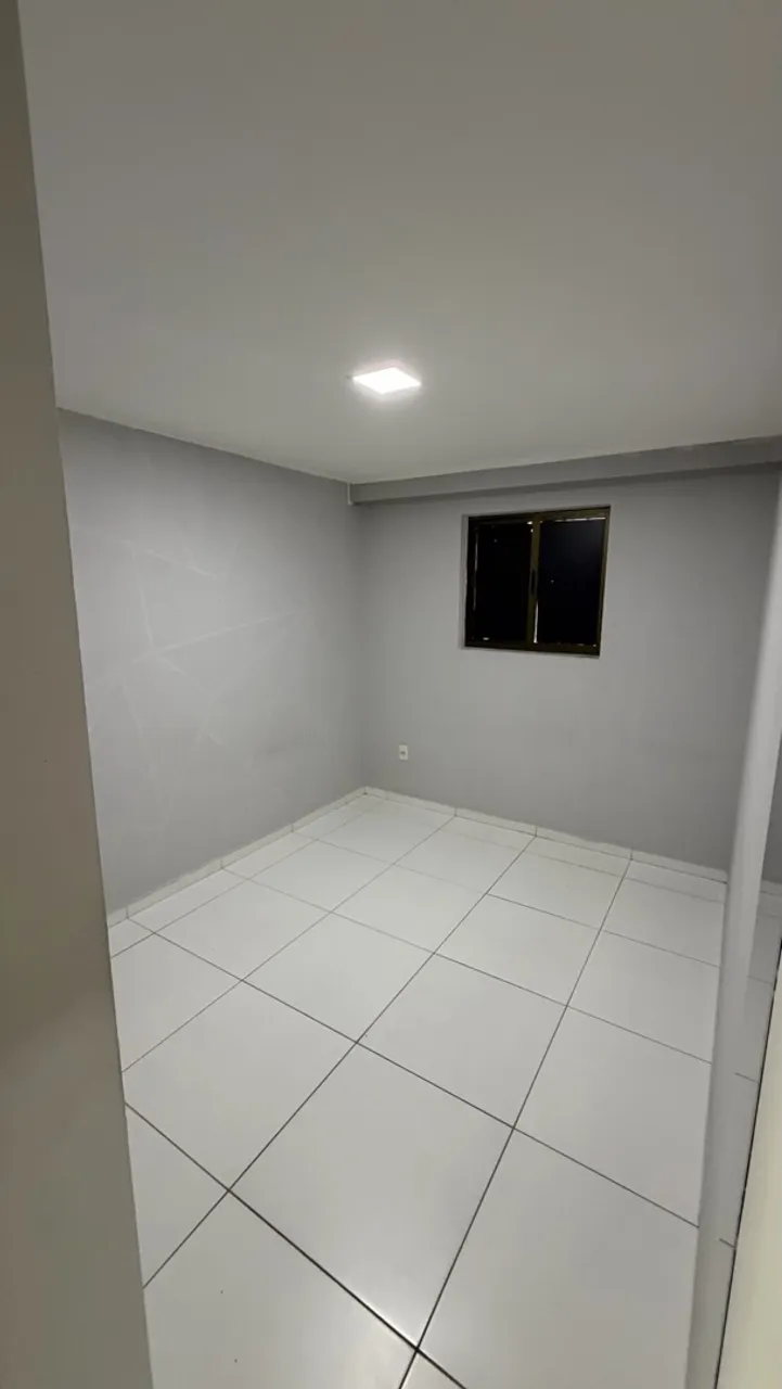 2-bedroom apartment in a building with a gym — photo 10