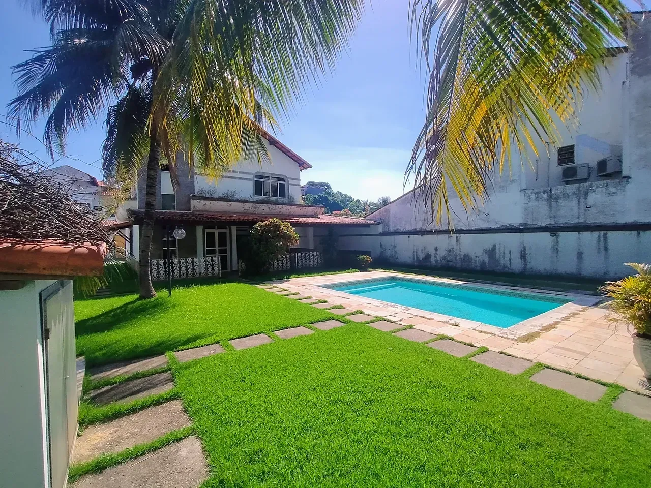Casa com 4 quartos, 5 banheiros e 4 vagas — photo 6