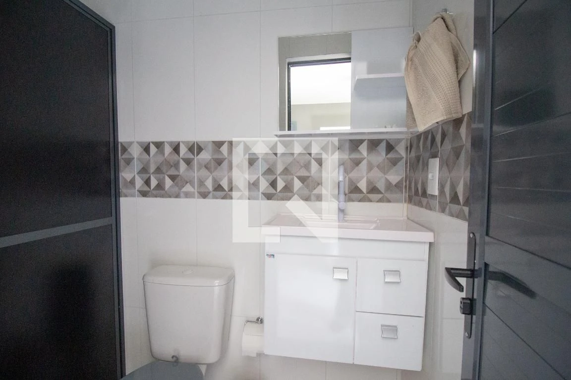 Furnished house with 2 en-suite bedrooms and gas kitchen — photo 27