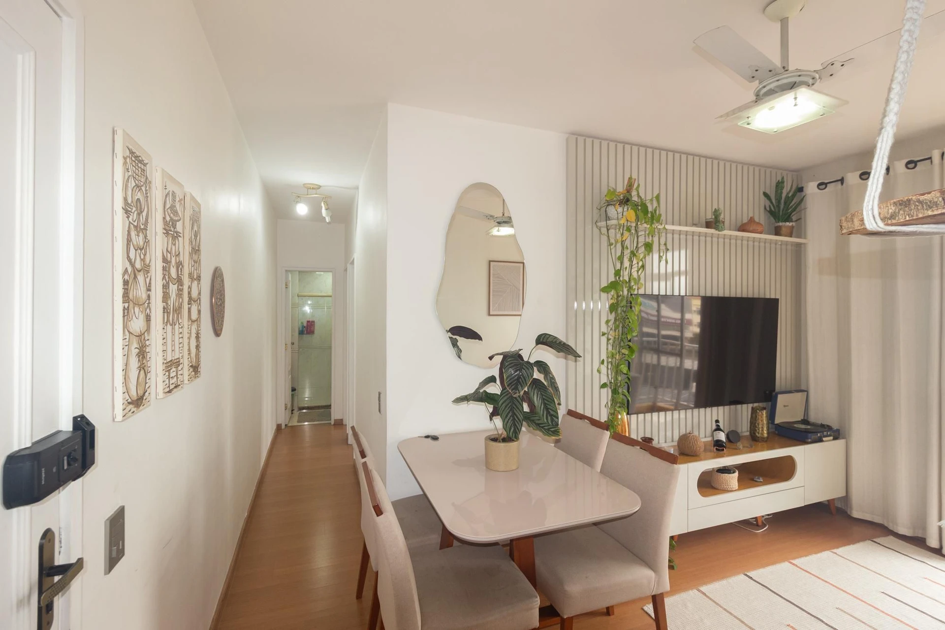 47 m² apartment with a washing machine and a home office — photo 17