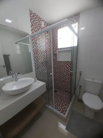 Casa com 5 quartos e 5 banheiros e varanda — photo 10