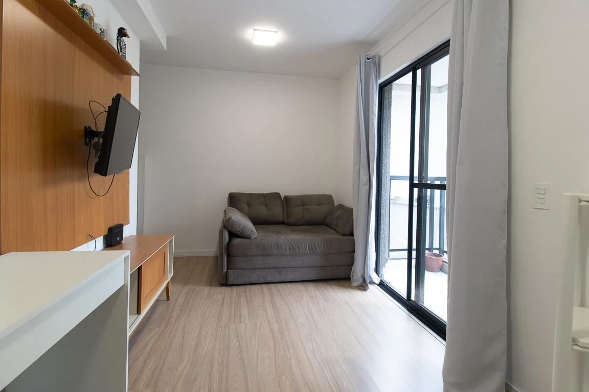 One-bedroom apartment with a washing machine in Curitiba — photo 8