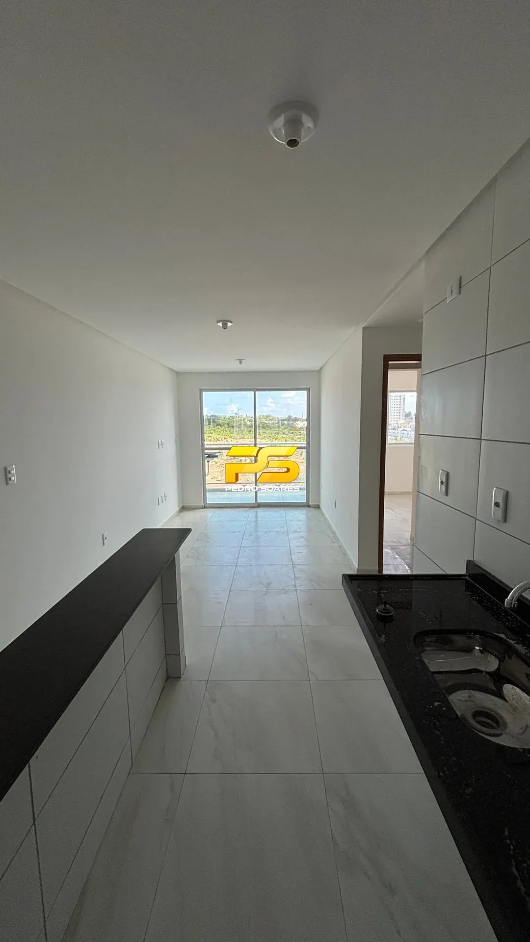 Apartamento de 2 quartos com varanda e jardim privativo