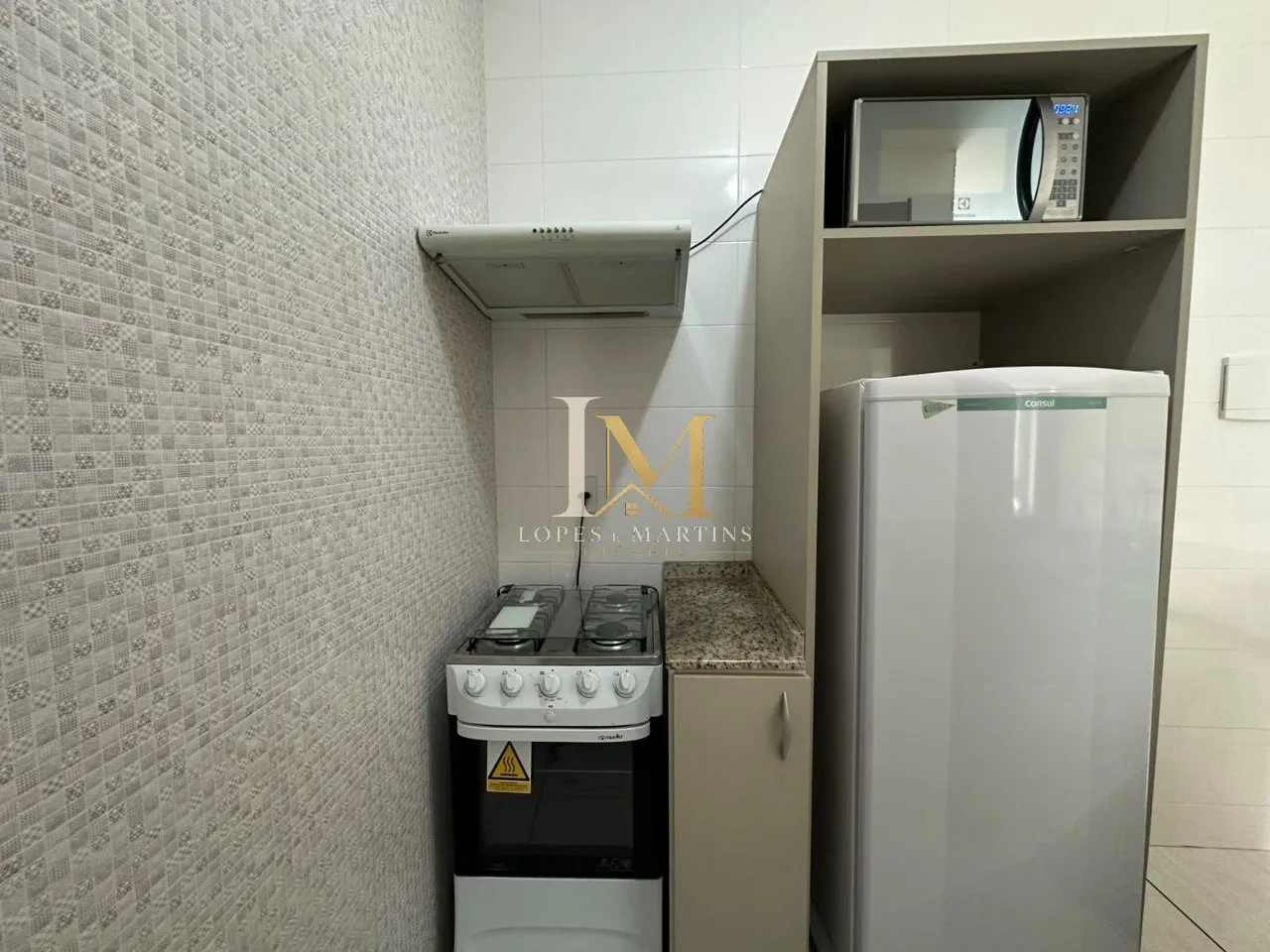 One-bedroom apartment with a home office in Curitiba — photo 8