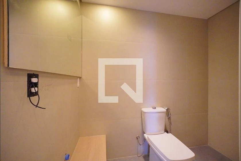 Apartment, 205 m², with a glass-enclosed balcony — photo 30