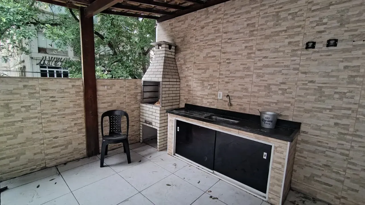 Furnished 180 m² apartment with 3 bedrooms and a suite — photo 18