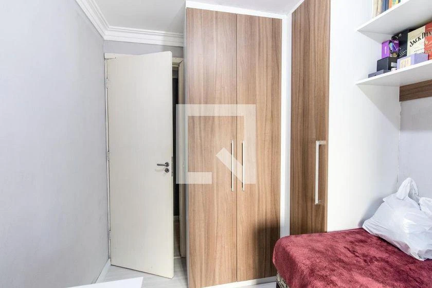 Furnished 2-bedroom apartment with private BBQ — photo 8
