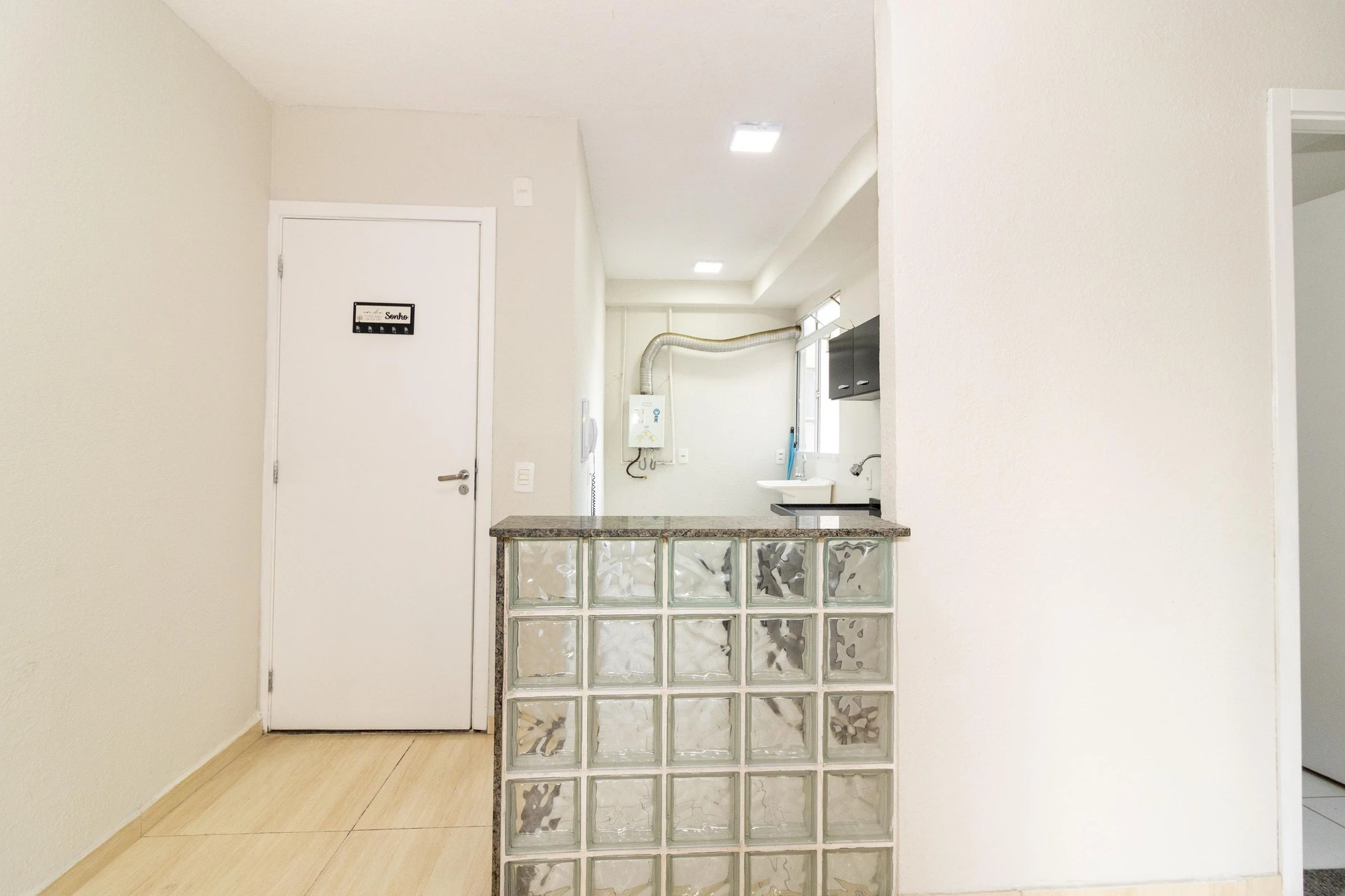 2-bedroom apartment with an open-plan kitchen — photo 35