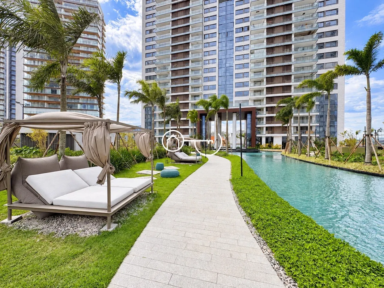 Furnished apartment, 120 m², with a jacuzzi — photo 4