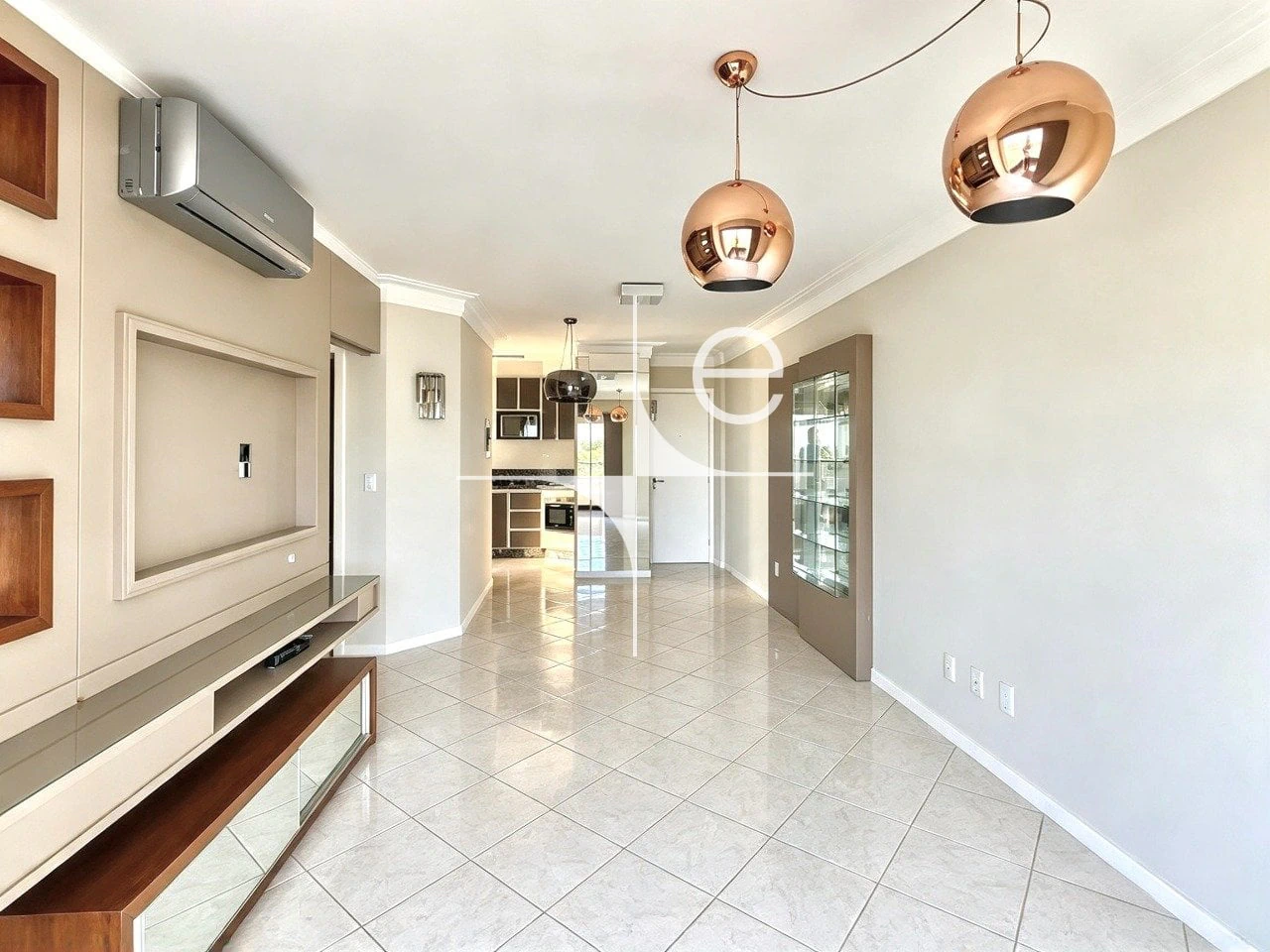 3-bedroom apartment with a water view — photo 8