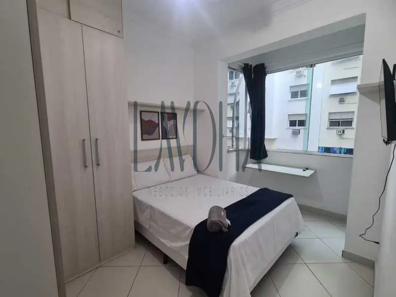 Furnished apartment, 81 m², with a water view — photo 3