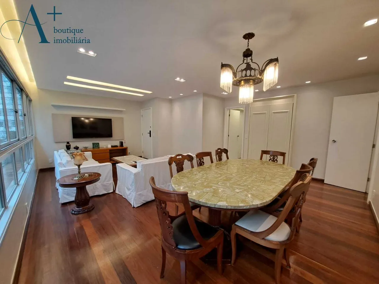 Apartamento de 160 m² con 4 dormitorios y pisos de madera — photo 8