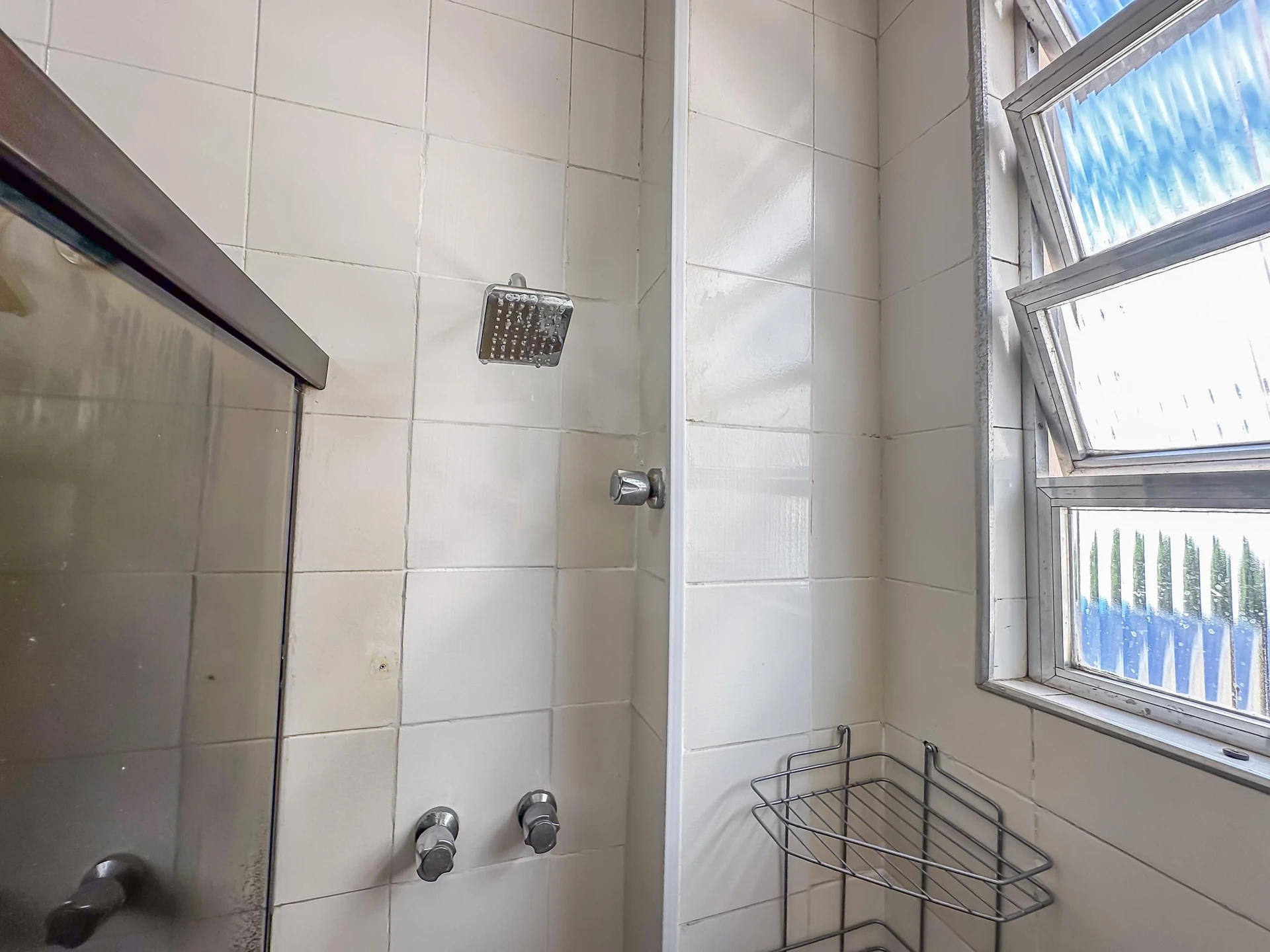 Apartment with 3 bedrooms and 2 bathrooms — photo 47