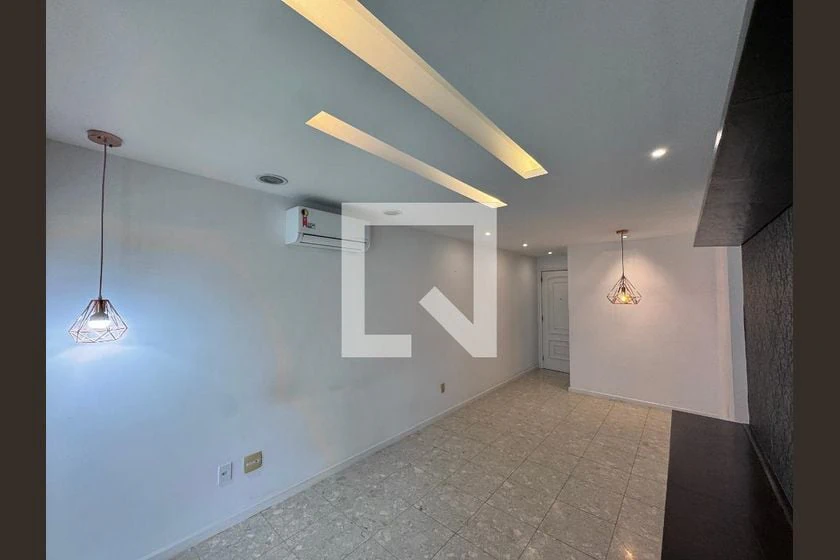 Floor-to-ceiling windows in a 3-bedroom apartment, 90 m² — photo 23