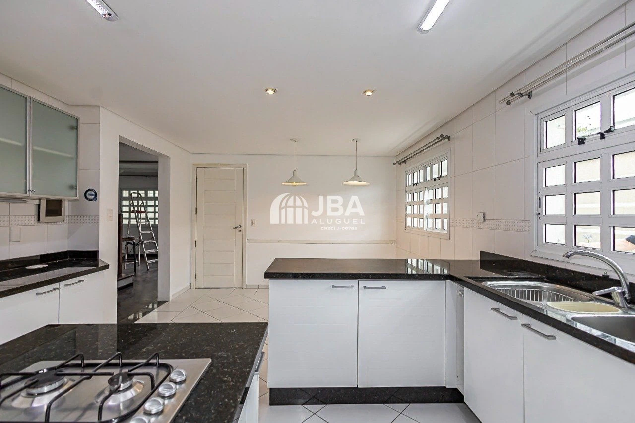House, 205 m², with a bathtub — photo 13